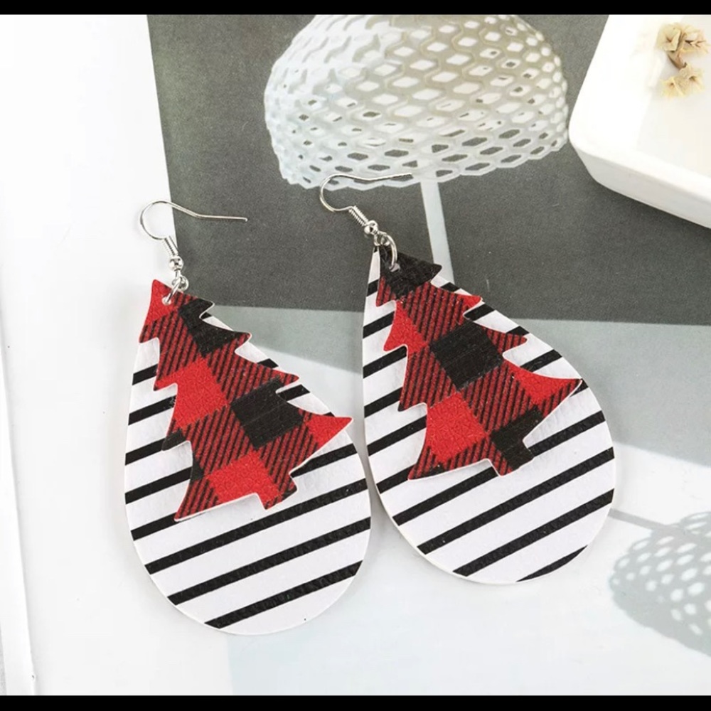 New Leather Teardrop Christmas Tree Earrings